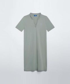 Themodernwardrobe.shop027e65e127 3
