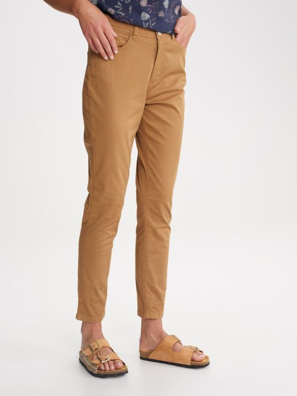 Themodernwardrobe.shop18d751b95b 1