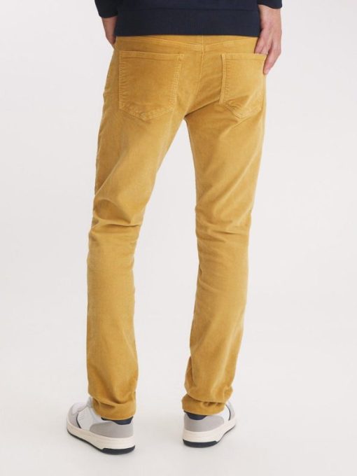 Themodernwardrobe.shop299b439347 3