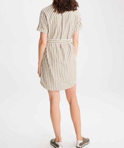 Themodernwardrobe.shop2b70aacedb 2