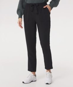 Themodernwardrobe.shop3511f62d2a 1