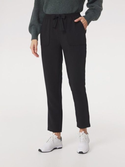 Themodernwardrobe.shop3511f62d2a 1