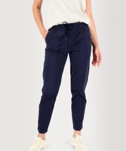 Themodernwardrobe.shop46647b0d28 1