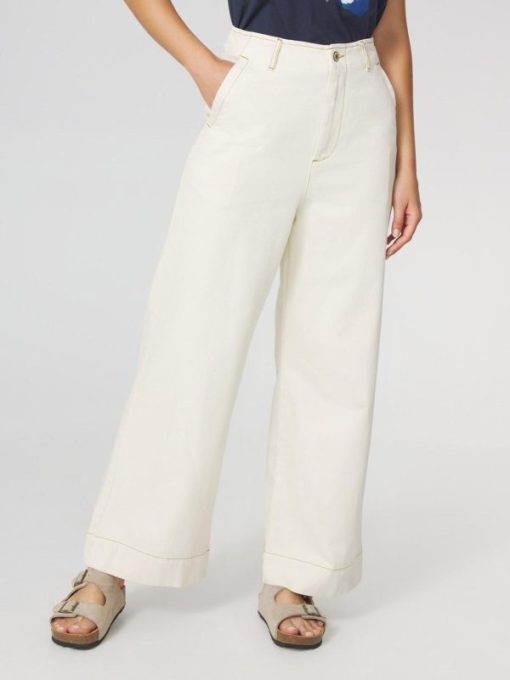 Themodernwardrobe.shop531281f7e9 2