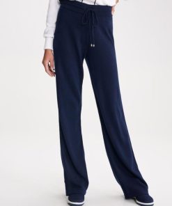 Themodernwardrobe.shop6ea6682252 1