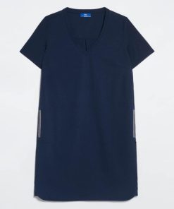 Themodernwardrobe.shop73e21590d1 1
