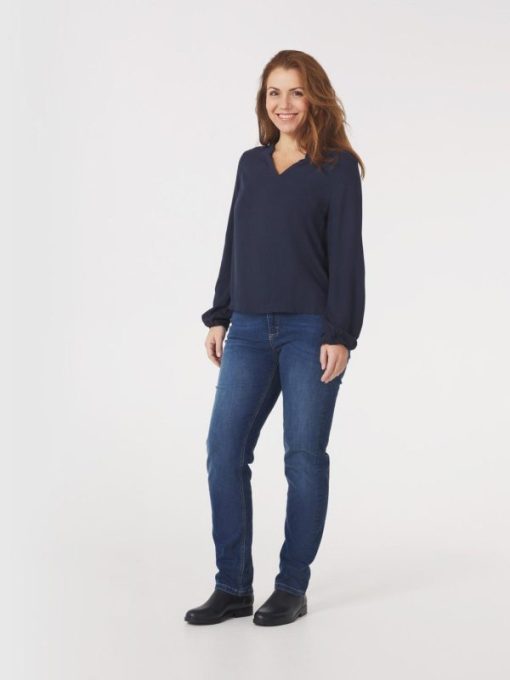 Themodernwardrobe.shop7eb45e0ff0 1