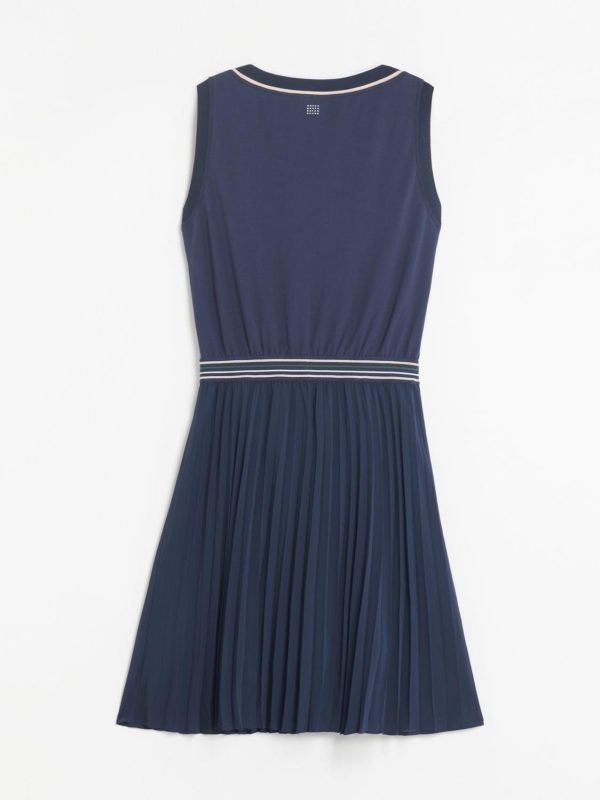 Themodernwardrobe.shop835dbed75b 2