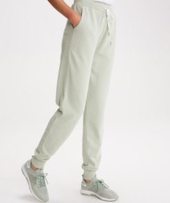 Themodernwardrobe.shop90f7ba3b41 1