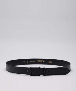 Themodernwardrobe.shop94b741e845 1