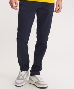 Themodernwardrobe.shopaa09764861 1