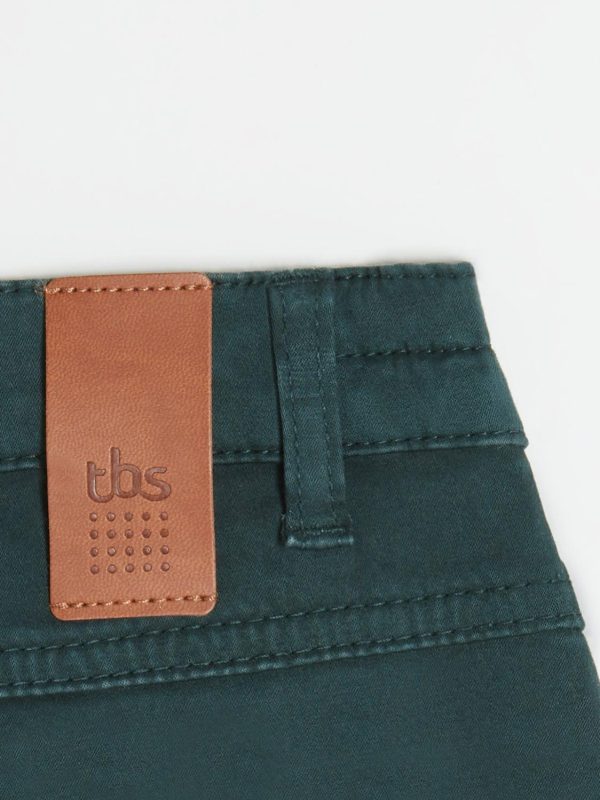 Themodernwardrobe.shopb1fb63fe33 3