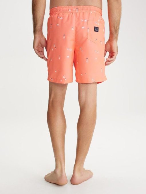Themodernwardrobe.shopc044f8f319 2