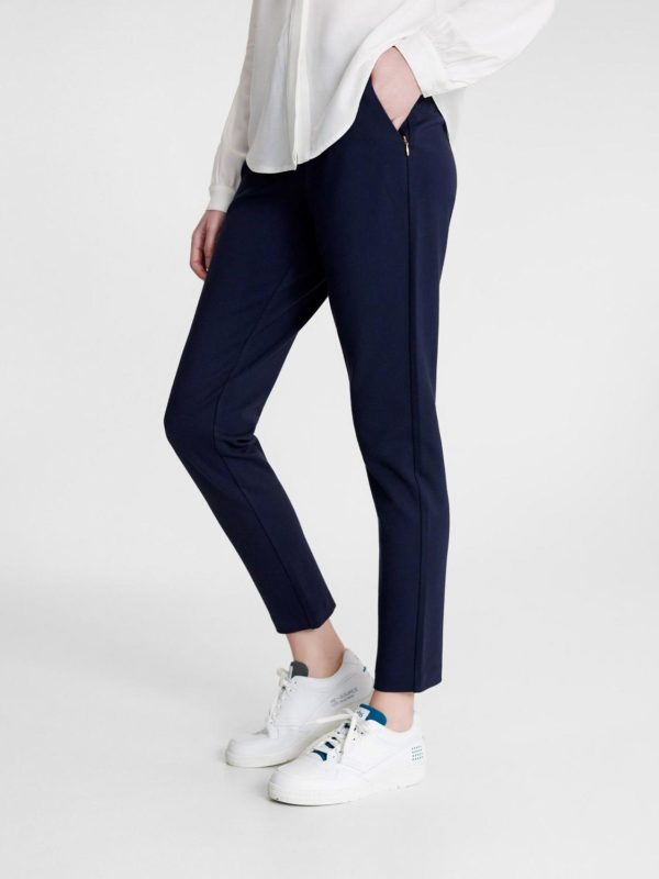 Themodernwardrobe.shopc6fce0ce1b 1