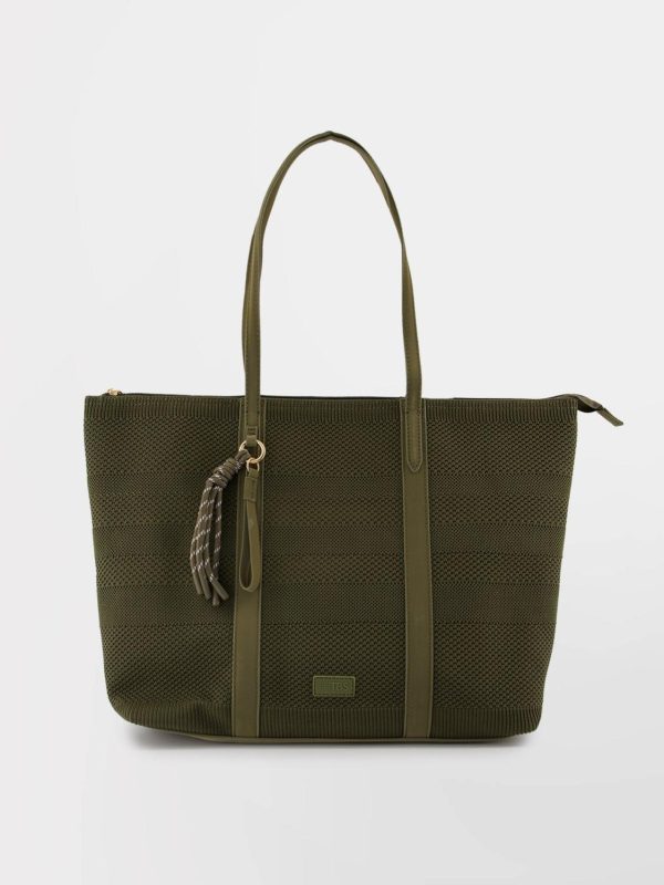 Themodernwardrobe.shopc823085356 1
