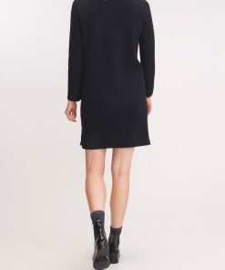 Themodernwardrobe.shope6224be7b5 2