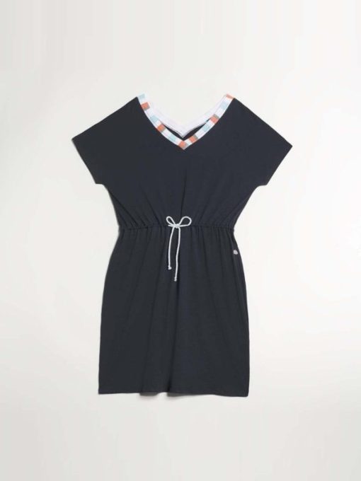 Themodernwardrobe.shopea86aa17e9 3