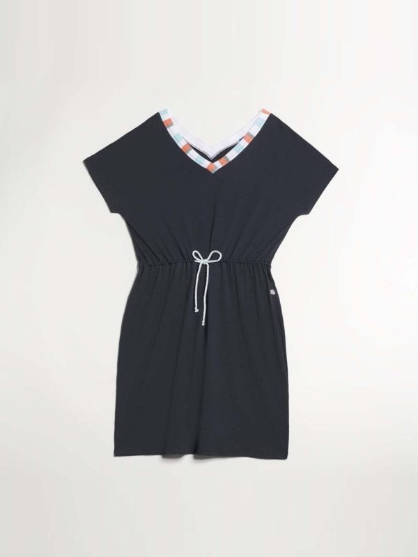 Themodernwardrobe.shopea86aa17e9 3