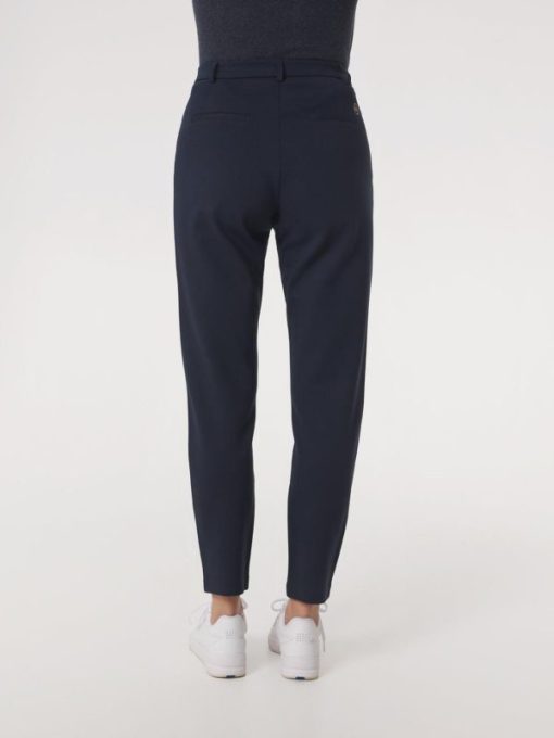 Themodernwardrobe.shopf70d75dd81 2