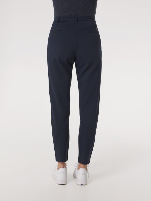 Themodernwardrobe.shopf70d75dd81 2
